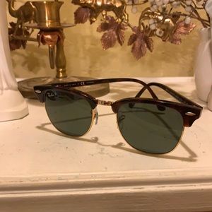 Ray Ban Clubmaster classic